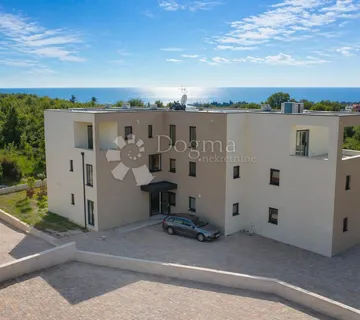 Top Lokacija, Stan Na 1.katu Novogradnje! - Poreč