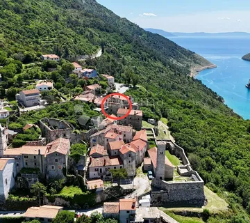 Prilika!!!! Rijetkost U Ponudi!!! Samostojeća Kuća Sa Pogledom Na More U Starogradskoj Jezgri - Plomin, Kršan