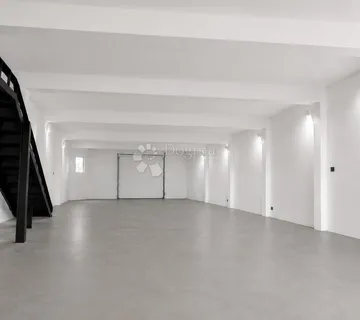 Osijek, Čepinska, 150 m² TOP LOKACIJA