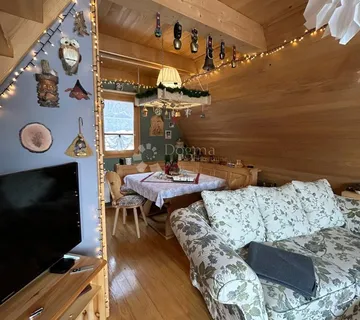 PRILIKA!!! Vikendica iz snova u srcu prirode - cover