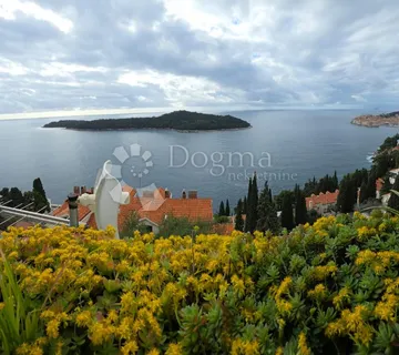 Sunčani stan s dva balkona – pogled na Lokrum i Dubrovnik - cover