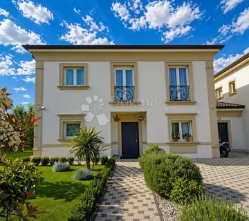 Luksuzna kuća Poreč - cover