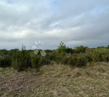 Poljoprivredna parcela na mirnoj lokaciji - Pomer, Medulin