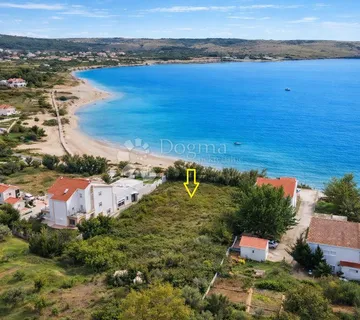 Ljubač - 1.red uz more (pješčana plaža) 3034 m² - NAJAM - Ljubač, Ražanac