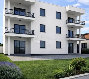 Privlaka - Ekskluzivni stan u prizemlju s vrtom 77m2 -S1