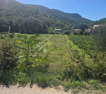 Građevinsko zemljište s dozvolom 459 m² u Žuljani na Pelješcu - Žuljana, Ston