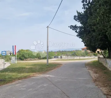 Smoković - Poljoprivredno Zemljište 6031 M2 - Prodaja - Smoković, Zemunik Donji