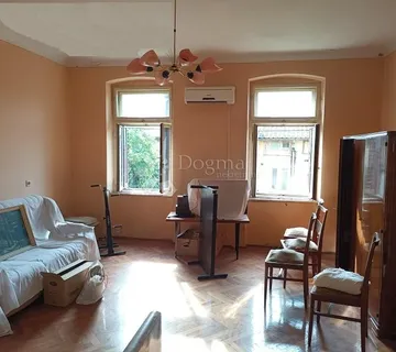Gospodski stan od 67 m2 u manjoj zgradi - Rijeka