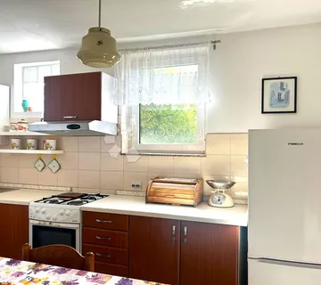 ROVINJ – stan s fantastičnim pogledom na zavidnoj lokaciji