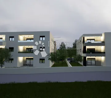Predivan Stan 2. Kat Vodice Novogradnja
