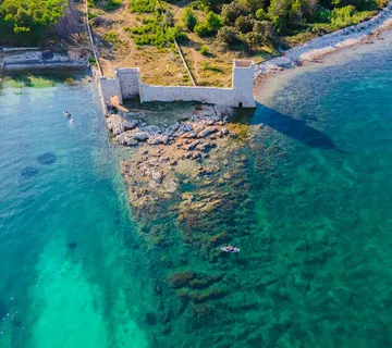 VIR APARTMAN JUŽNA STRANA 60 M OD MORA - cover