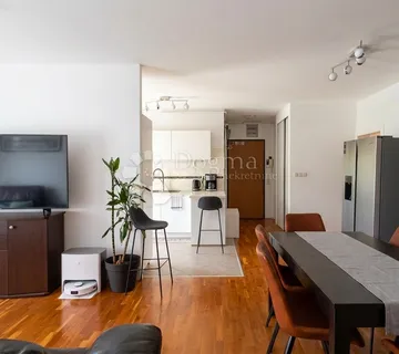 Ekskluzivno! 5-sobni stan Vrhovec, 111 m², terasa, garaža - Zagreb