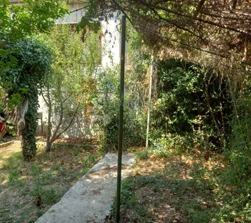 Medulin, kuća u centru grada