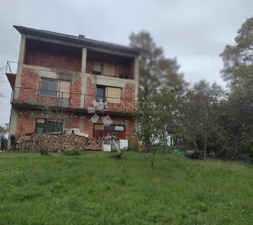 Na pola sata od Zagreba - Dugo Selo Lasinjsko, Gvozd
