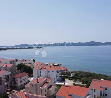 DIKLO (ZADAR) - STAN S5 2. KAT S POGLEDOM NA MORE, KROVNA TERASA 102,35m2 - cover
