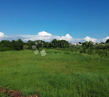 Građevinsko Zemljište Sa Infrastrukturom, 3,5km Od Mora - Poreč