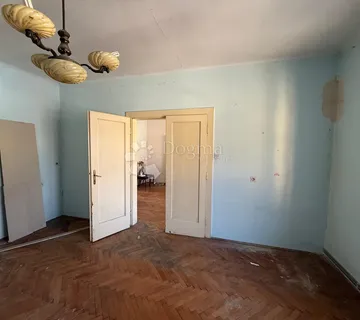 PROSTRAN STAN NA TREŠNJEVCI – 142 m² ZA OBNOVU - Zagreb