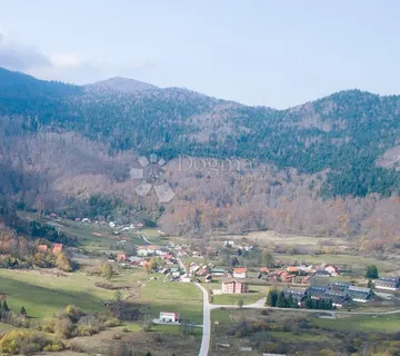 Izuzetno građevinsko zemljište na Bjelolasici - Jasenak, Ogulin