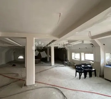 Prestižna lokacija u samom centru Siska - 280m² - Sisak