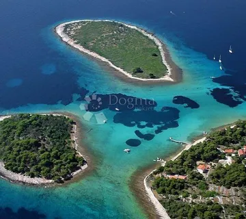 Poljoprivredno Zemljište Drvenik - Drvenik Veliki, Trogir