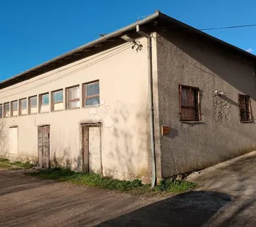KRŠAN;POTPIĆAN, poslovni prostor u blizini centra - Potpićan, Kršan
