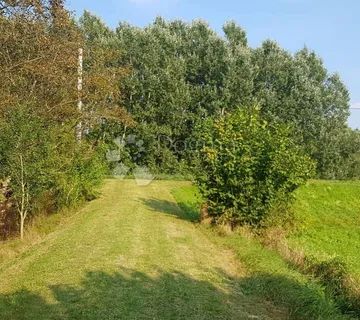 Drnek Velika Gorica 1700m2 uz Savu! - Drnek, Orle