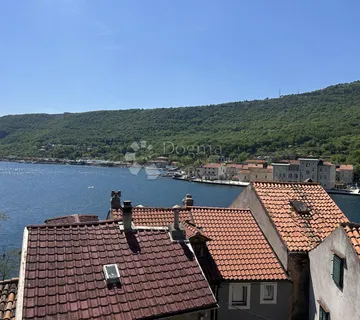 Gospodska kuća u Bakru - cover