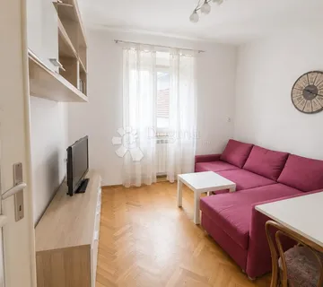 KVATRIĆ! 30 m2 dvosoban?? DA dobro ste pročitali! - Zagreb