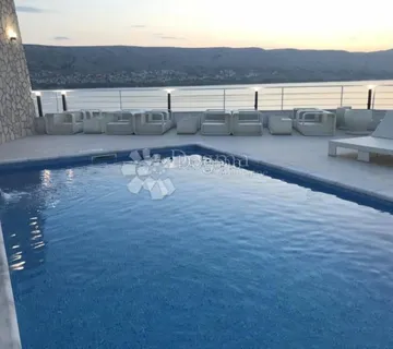 PAG - vrhunski hotel uz more sa očaravajućim pogledom - cover