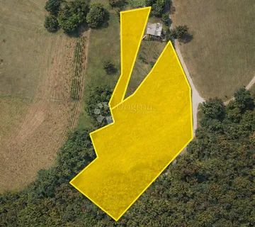 Veliko građevinsko zemljište 7.247 m² s investicijskim potencijalom - cover