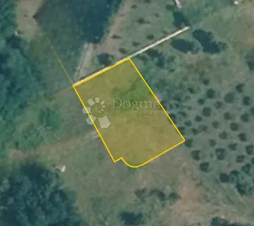 VIŽINADA, okolica, građevinsko zemljište 868 m² - Lašići, Vižinada