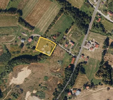 GRAĐEVINSKO ZEMLJIŠTE ŠUŠNJARI - 2712 m² - Šušnjari, Križ