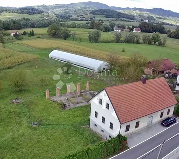 Kuća starina djelomično renovirana sa 34.390m² zemljišta! - Plavić, Zagorska Sela