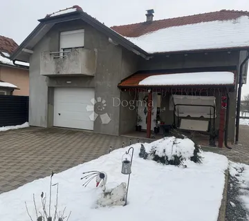 OBITELJSKA KUĆA U BLIZINI VARAŽDINA - cover