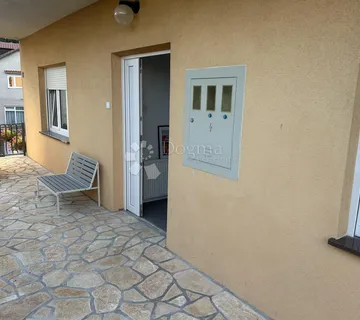 Uredski prostori 100 m2 - Grbci - Rijeka