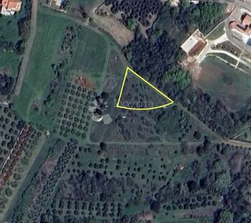 Građevinsko zemljište u Kavranu - Kavran, Marčana