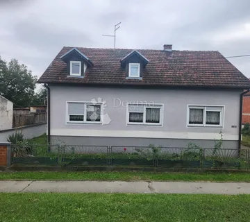 Stambeno-Poslovno imanje u centru Rešetara, 3.416m2 - Rešetari