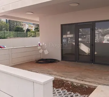Poslovni prostor u novogradnji na vrhunskoj lokaciji -Lapadska obala Dubrovnik
