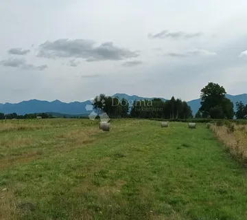 Prodaje se poljoprivredno zemljište- Gospić - Žabica, Gospić