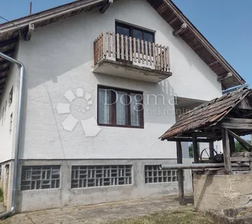 Uredno seosko imanje i legalizirana kuća - Podgorje, Gvozd