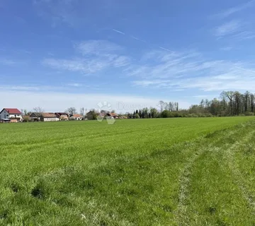 Prekrasno Građevinsko Zemljište- Povoljno - Jagodno, Velika Gorica