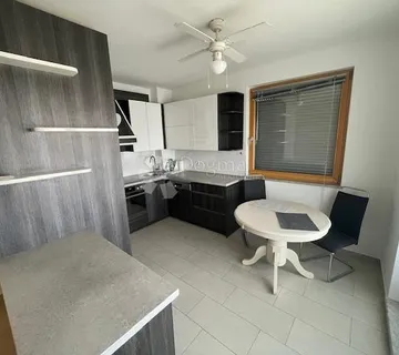 Srdoči-3s+db novogradnja 83.70m2+garaža+parking - Rijeka