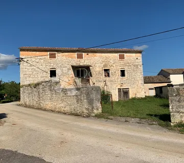 SVETVINČENAT – imanje s dvije kamene kuće na lijepoj lokaciji