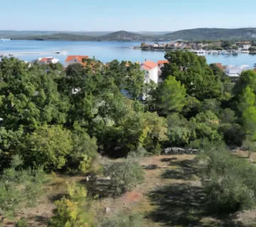 Građevinsko zemljište u Bilicama s pogledom na more! Šibenik - Stubalj, Bilice