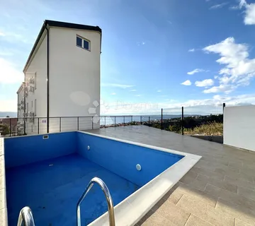 Kuća sa 4 apartmana i bazenom Crikvenica - cover