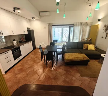 Predivan dvosobni stan za najam Šalata - Zagreb