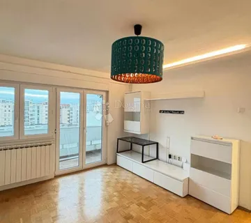 Stan Gornji Grad - Centar Osijeka 40m2 - cover