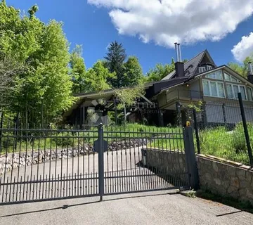 Gorski Kotar Vila S Velikom Okućnicom - Crni Lug, Delnice