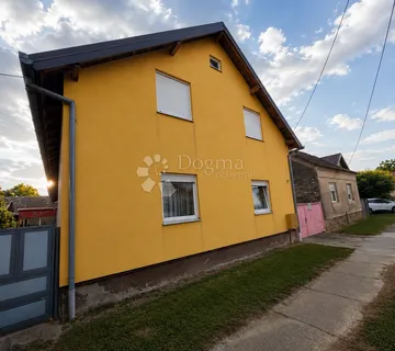 Kuća 157 m² s voćnjakom i oranicom - Veliškovci, Belišće