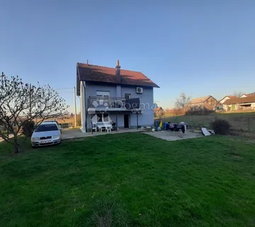 Kuća uz Park prirode Medvednica – 650 m² mira i zelenila - Gornja Bistra, Bistra